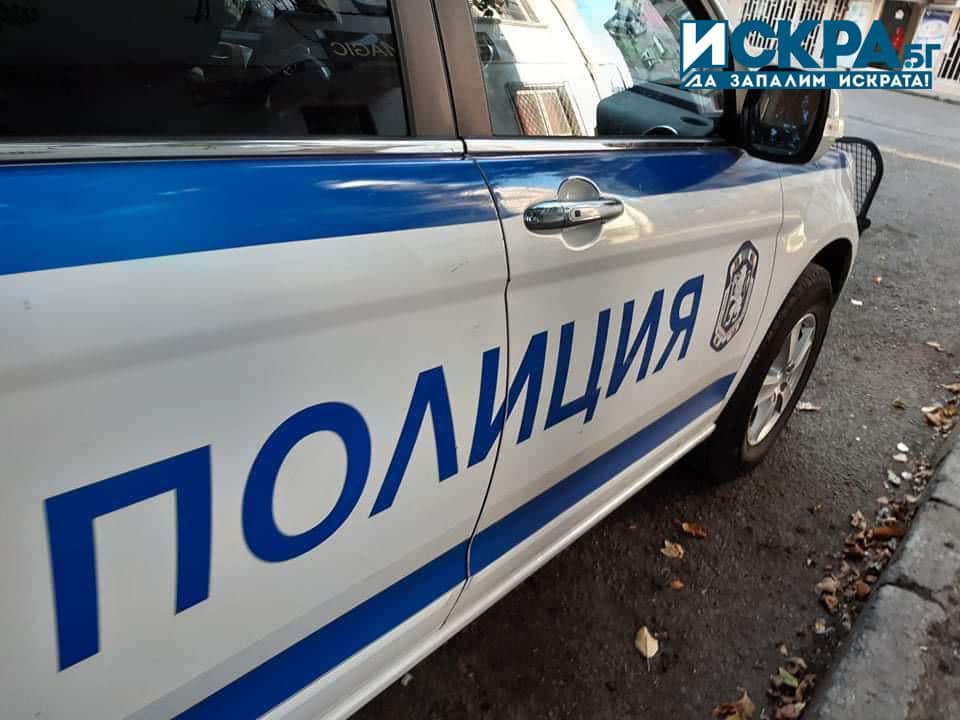 Пиян и неправоспособен водач е задържан в Добрич съобщиха от
