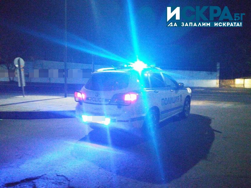 Мъж е бил задържан в полицейския арест за шофиране след