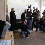 Президентът гласува машинно