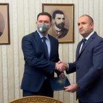 Президентът връчи първия мандат за съставяне на правителство