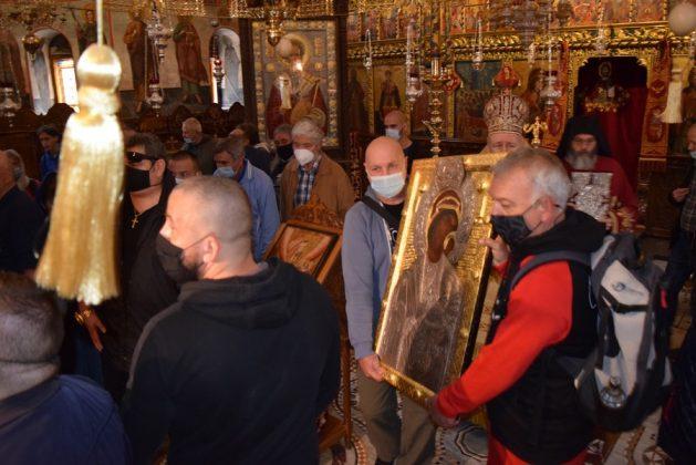 Литийното шествие в Бачковския манастир