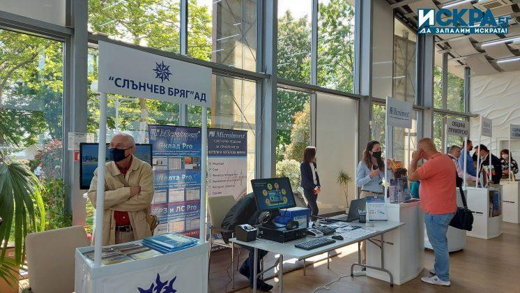 Туристическият бранш откри летния сезон в Бургас