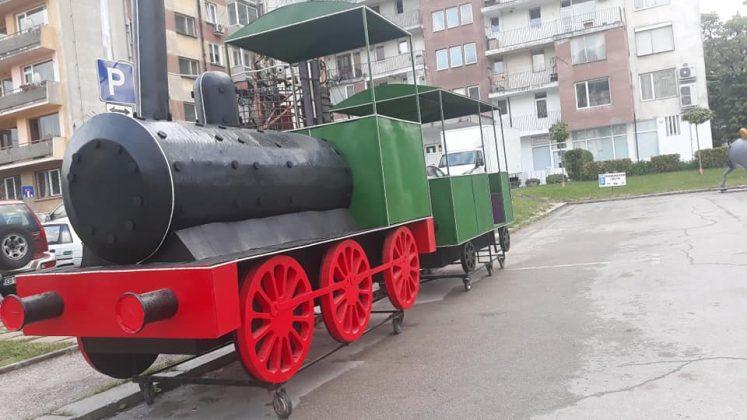 Макети, част от Карнавала в Габрово