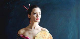 Лорина Камбурова