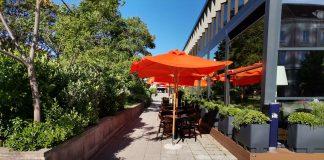 Масите на пешеходната зона