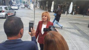 Мая Манолова