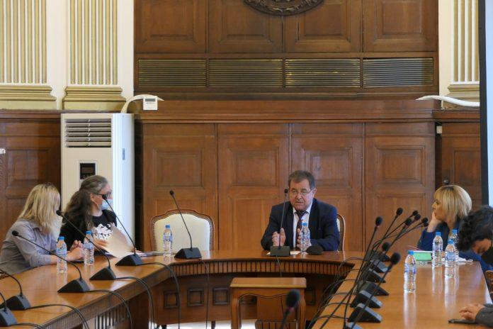 Среща на Христо Бозуков с протестиращите