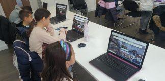 Неделното училище в Лутън, Англия