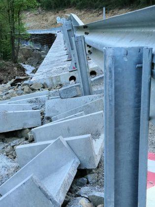 Компрометиран път