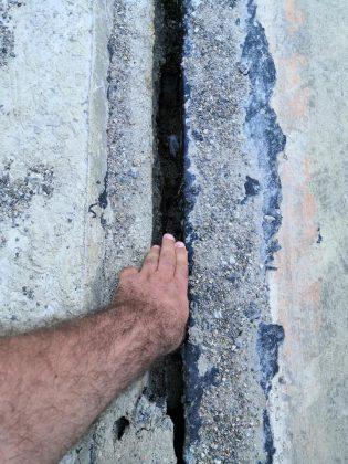 Компрометиран път