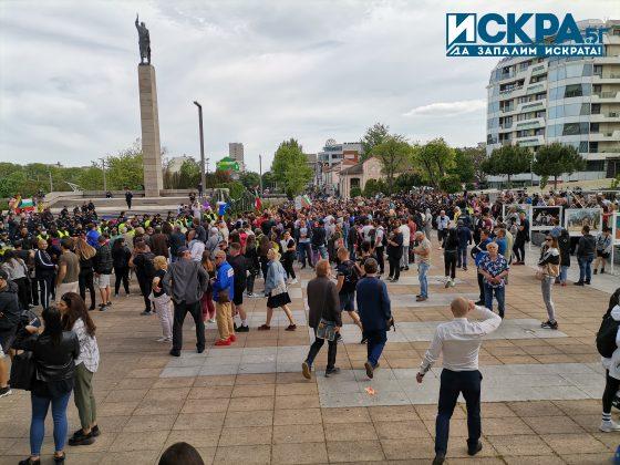 Протест срещу гейпарада