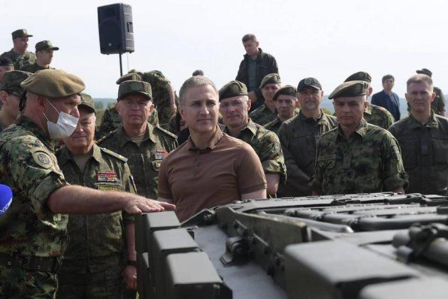 Русия достави на Сърбия военна техника