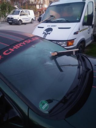 Забити кирки