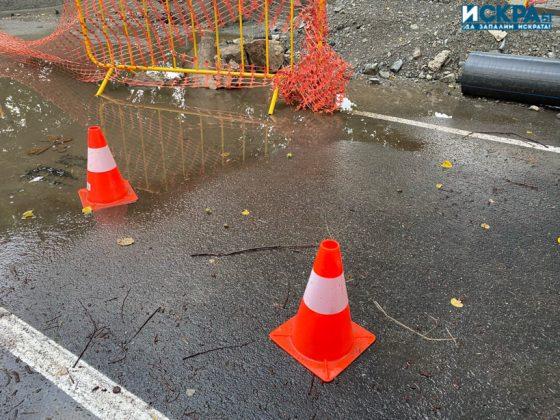 Разкопан паркинг на улица "Цариградска" в Бургас