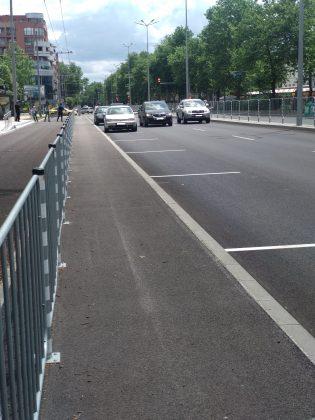 Булевард Демокрация