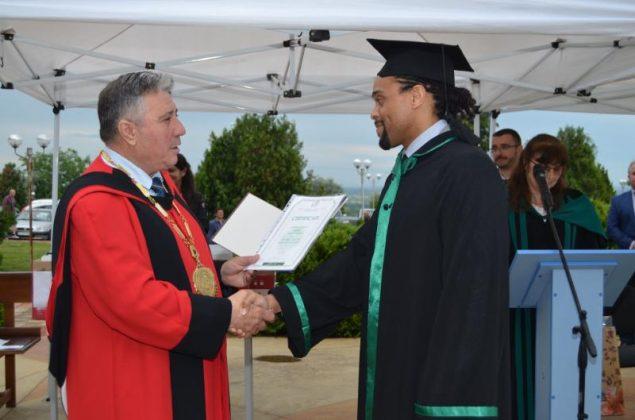 Получаване на диплома