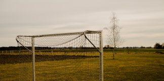 Футболна врата