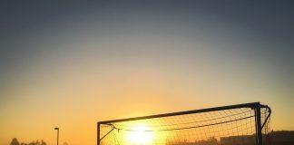 Футболна врата