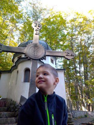 Зов за помощ: Да помогнем на малкия Криси от Бургас