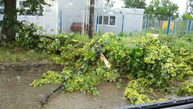 Материални щети в Лом