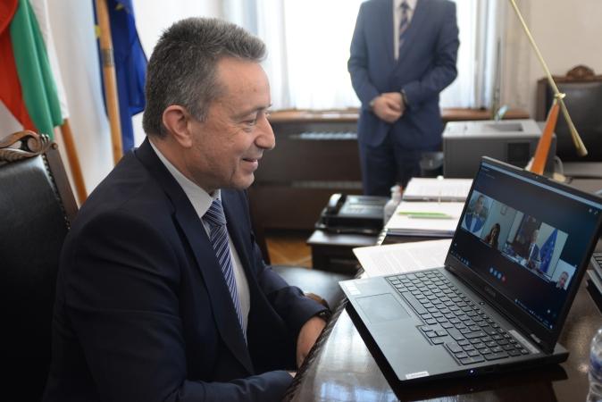 Министър Янаки Стоилов