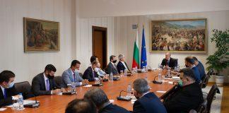 Среща между представители на КНСБ и президента