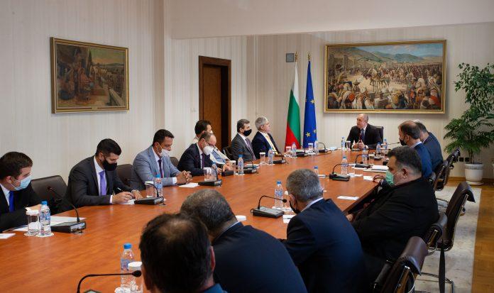 Среща между представители на КНСБ и президента