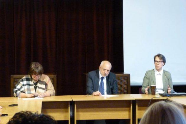 Няма да се затварят театрите с големи дългове