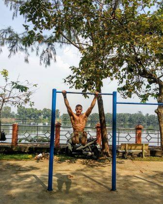 На лостовете