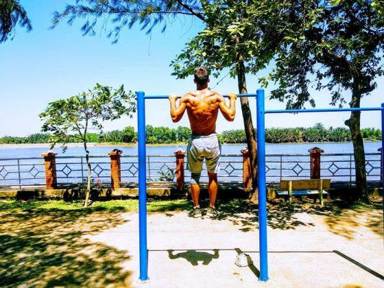 Весо на лостовете