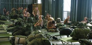 Военни в Австралия