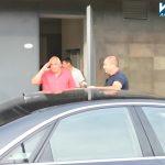 Бойко Борисов излиза през задния изход