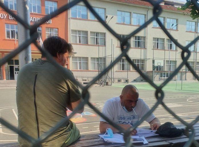 Димитър Найденов: Подадох сигнал за нарушение в бургаско училище