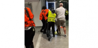 Английски фенове се сбиха помежду си около "Уембли"