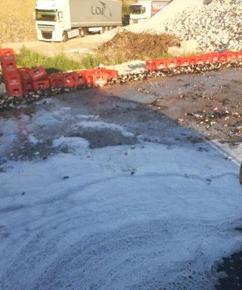 Тир разпиля каси с бирени шишета