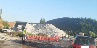 Тир разпиля каси с бирени шишета