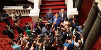 Консултация между "Има такъв народ" и "Израви се.БГ! Ние идваме"