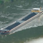 Кораб с въглища