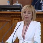 Мая Манолова