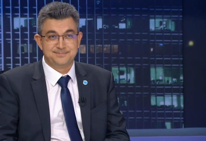 Пламен Николов