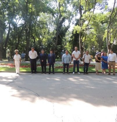 Оказване на почит към паметта на Васил Левски