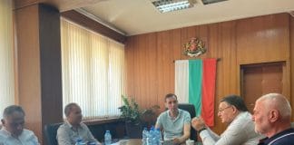 Среща между кметове