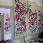 bogatstvo izvayano na horizontalen stan