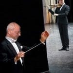 Диригент и цигулар