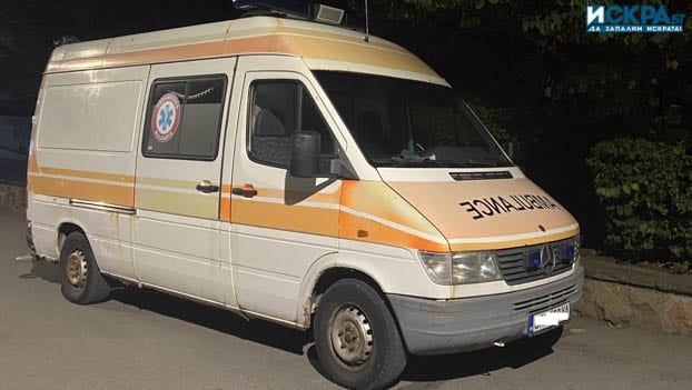 Двама мъже са пострадали при пътнотранспортно произшествие в Ботевград съобщиха