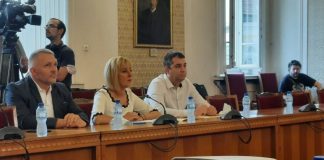 Мая Манолова