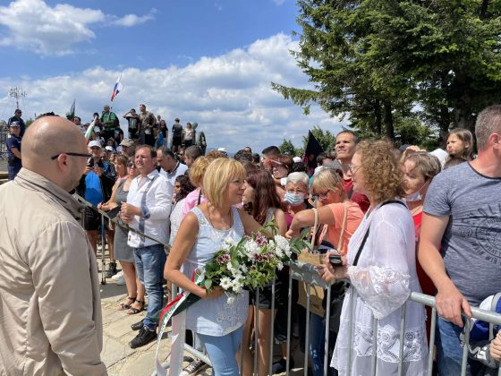 Мая Манолова