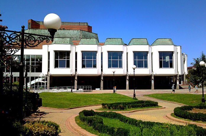 Държавна опера Бургас