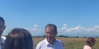 Проф. д-р Христо Бозуков се срещна с пострадали от градушки земеделци