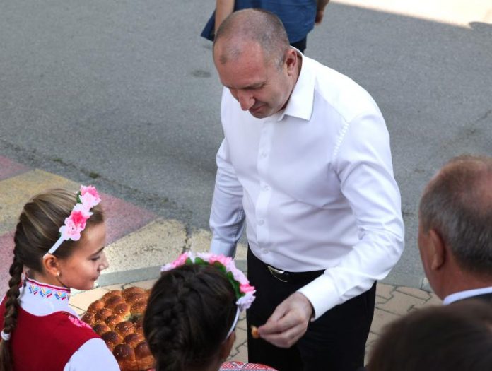 Румен Радев